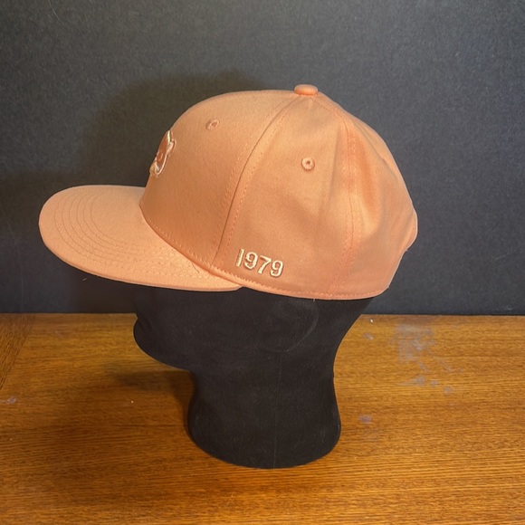 MelonWear Budweiser SnapBack. Salmon Color. New - Picture 3 of 9